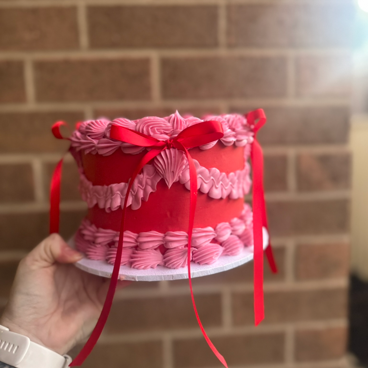 Round Vintage Cake