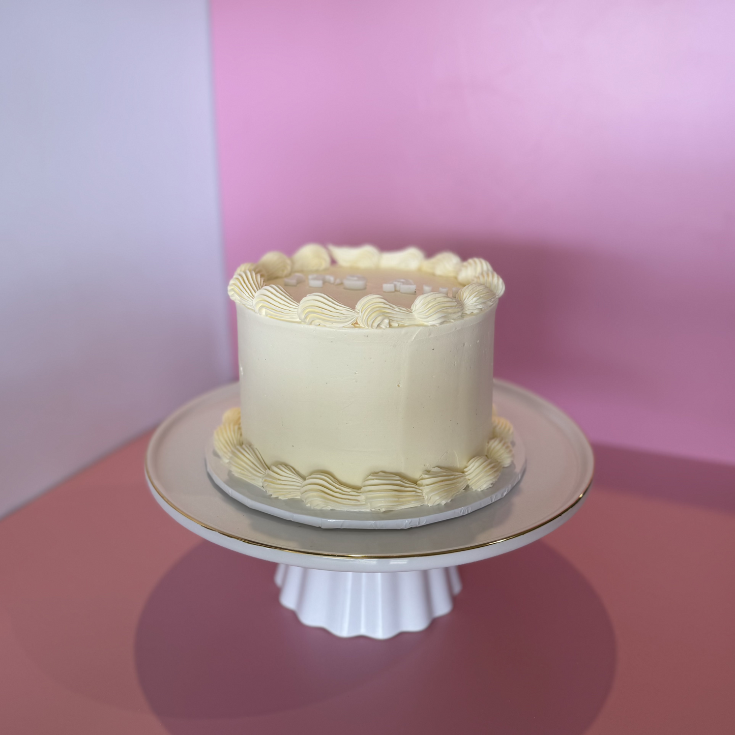Classic Round Cake
