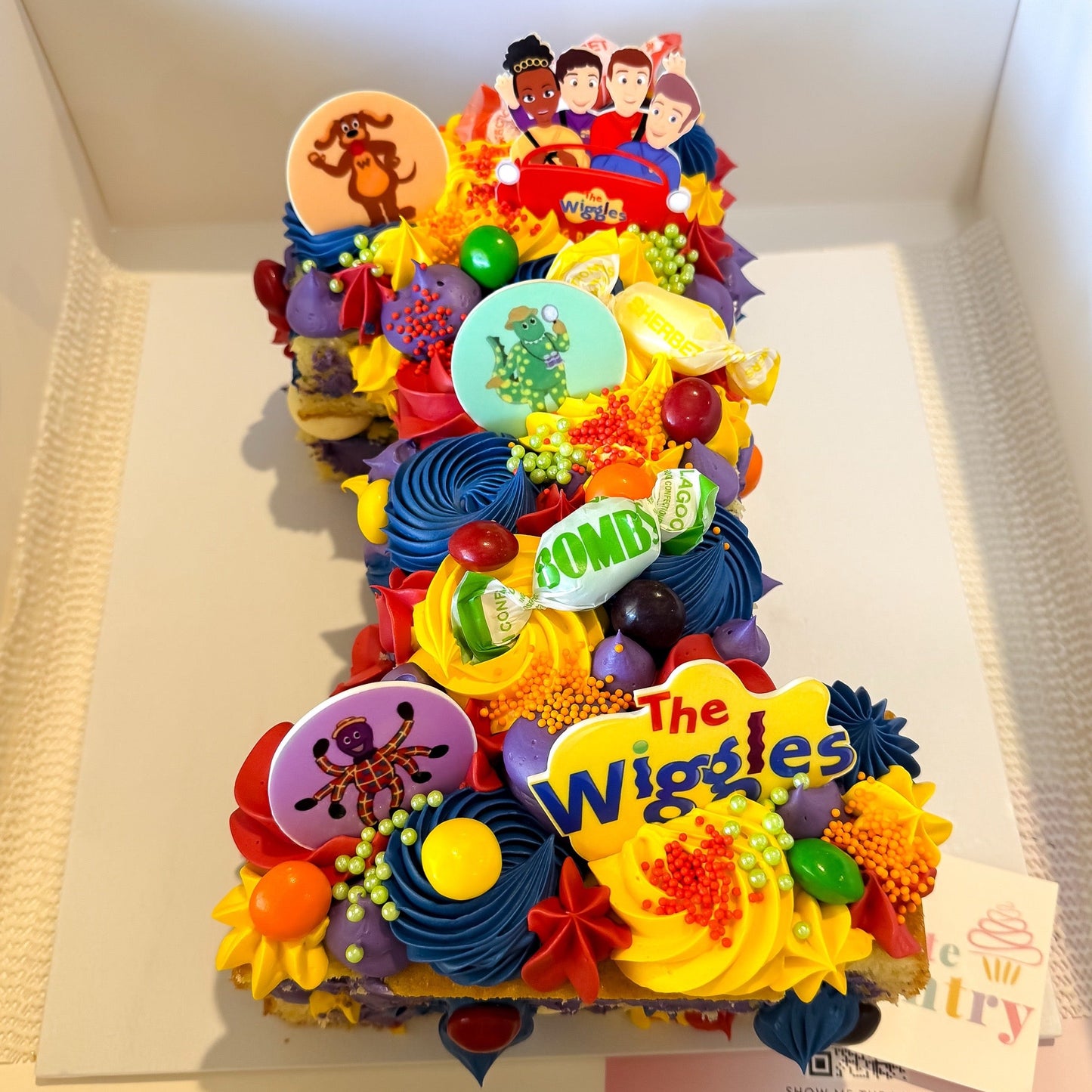 Letter or Number Cake