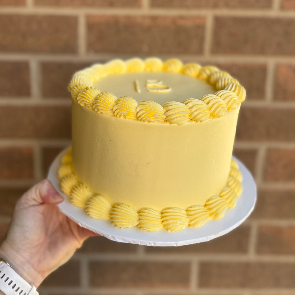 Classic Round Cake